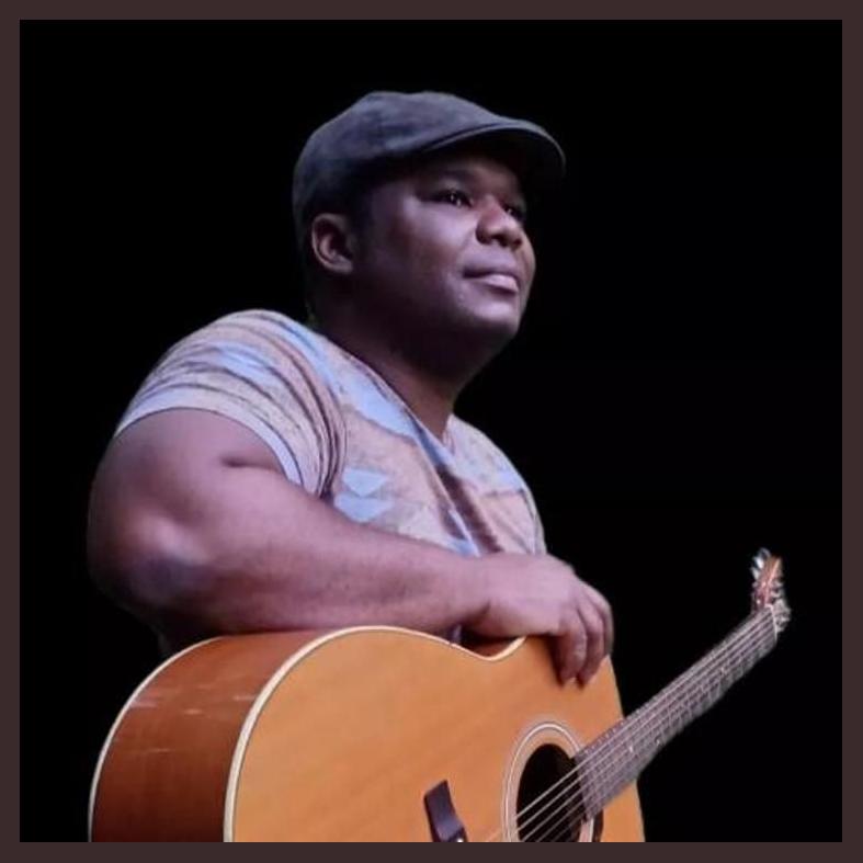 Max Santana